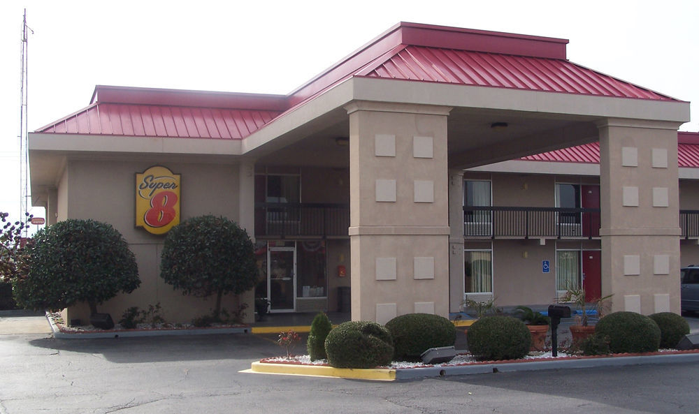 Super 8 By Wyndham Tifton Hotell Exteriör bild